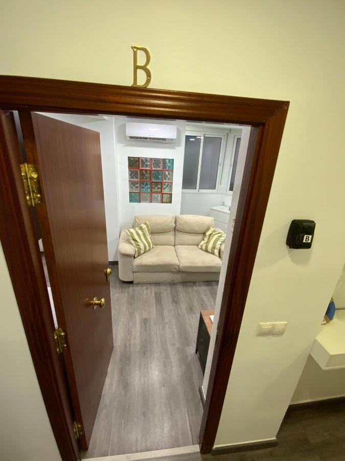 Mendoza Apartamentos Малага Экстерьер фото
